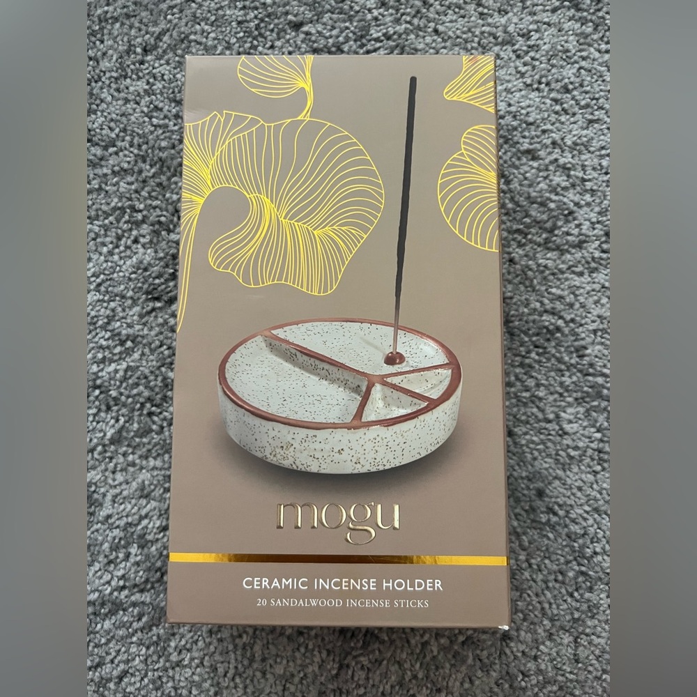 Mogu Ceramic Incense Holder with Sandalwood Sticks NIB